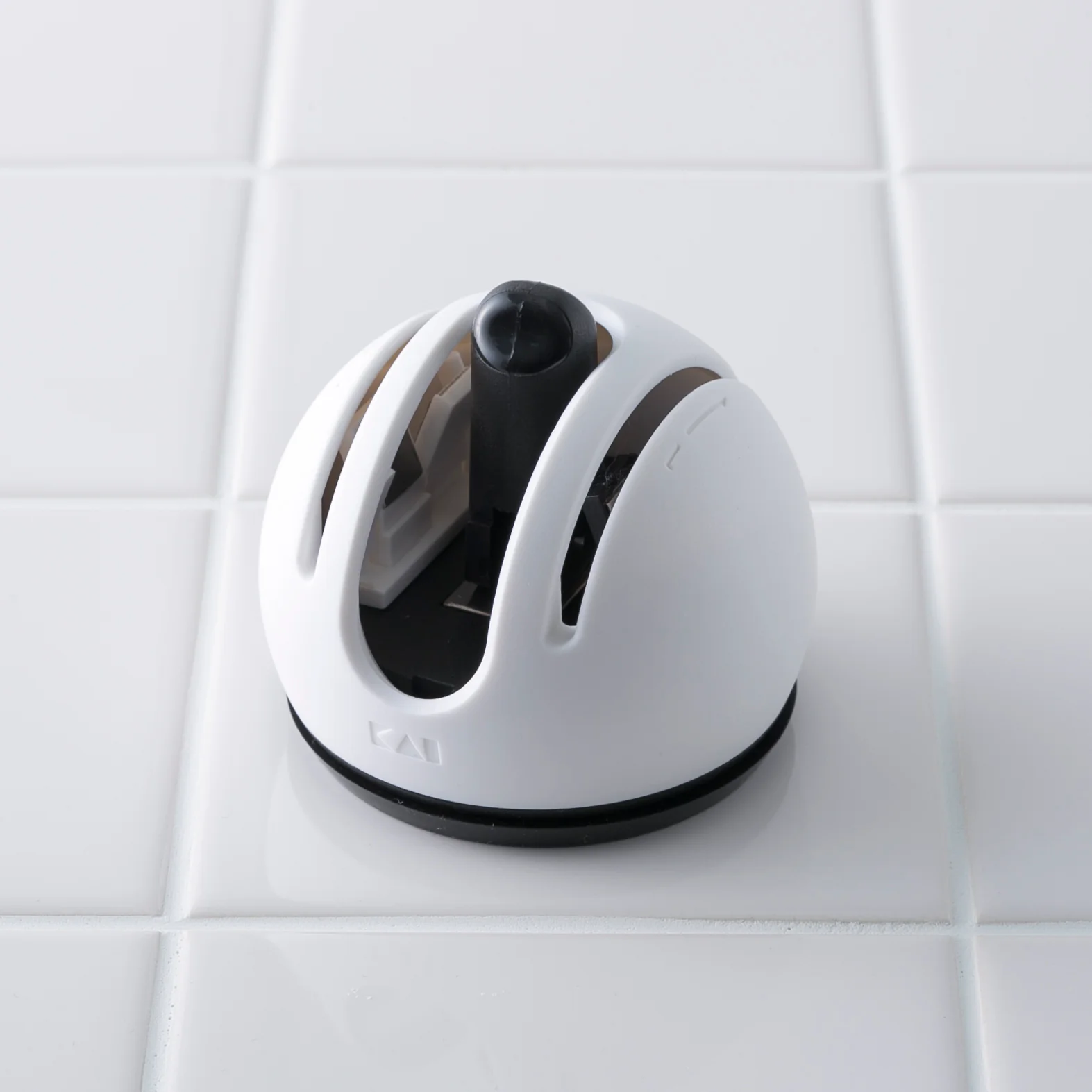 KAI Japan Q-Sharpener, Manual Knife Sharpener White - Image 6