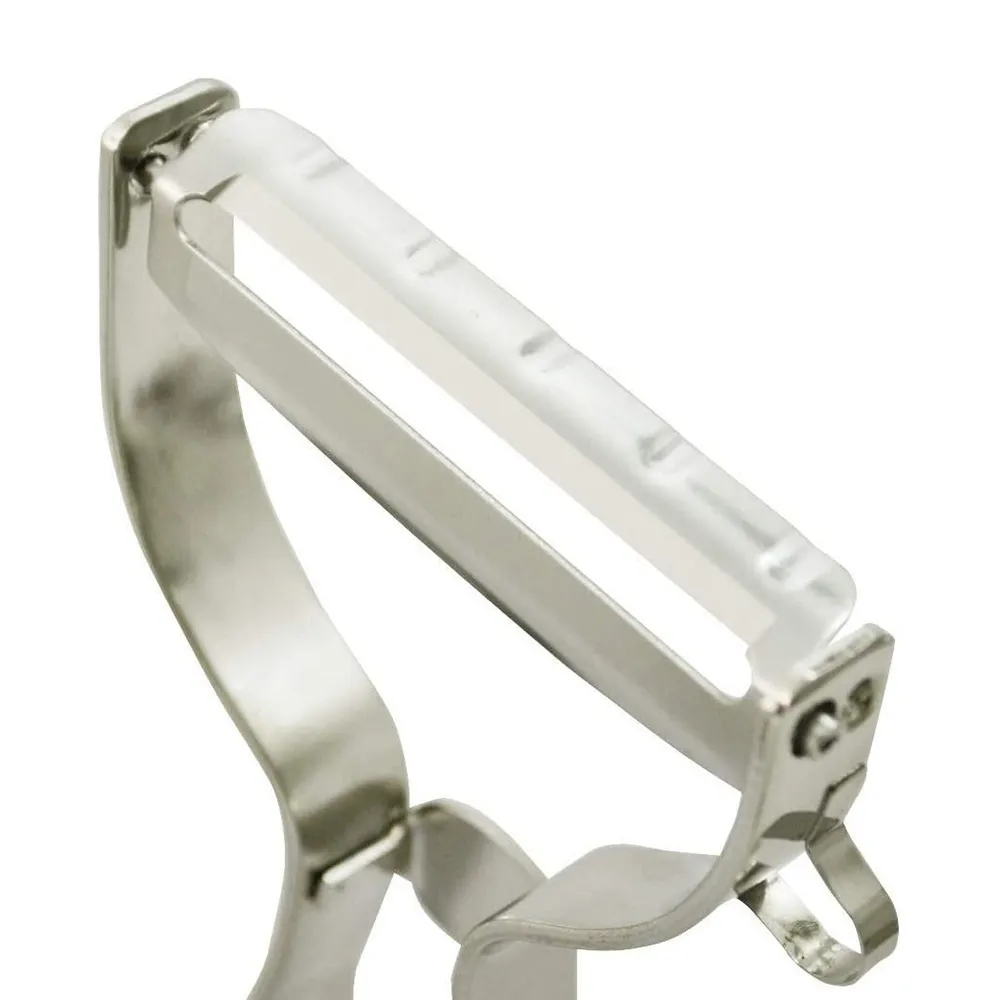 Kai T-Shaped Peeler for Fruits and Vegetables - Image 4