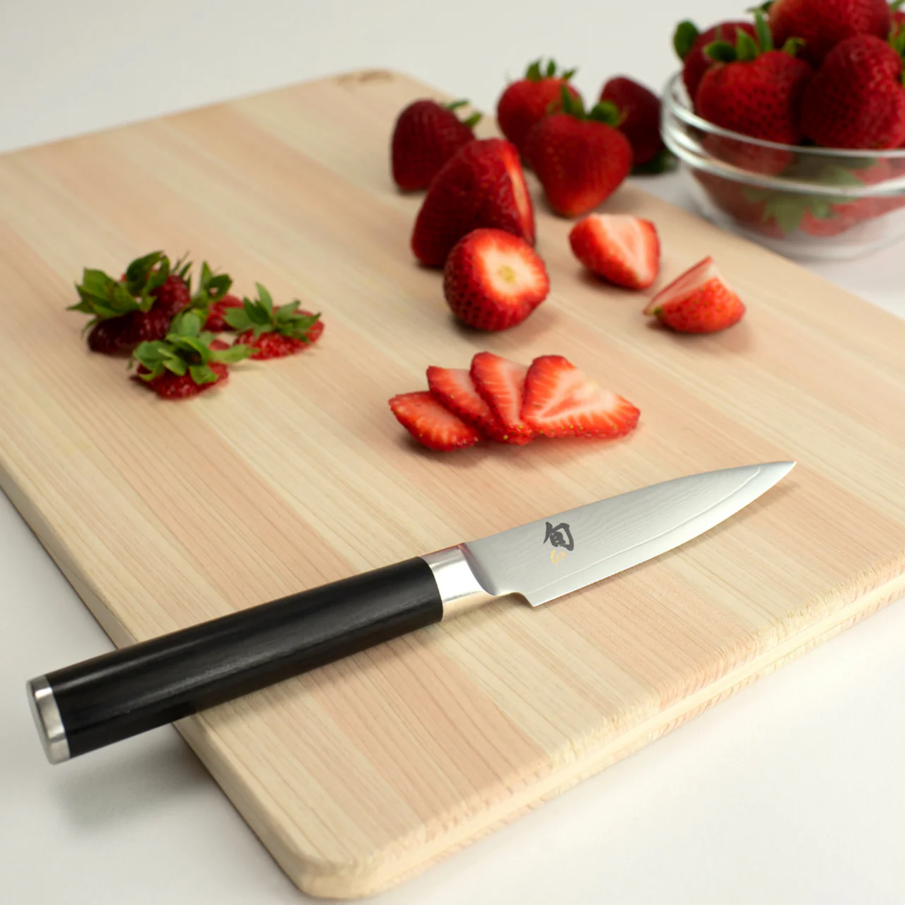 Kai Shun Classic Paring Kitchen Knife 3.5" [DM0700] - Image 4